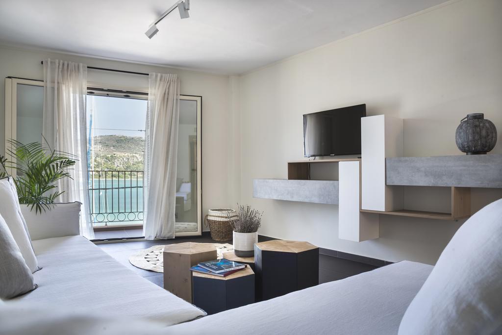 Argostoli Marina Suites Εξωτερικό φωτογραφία