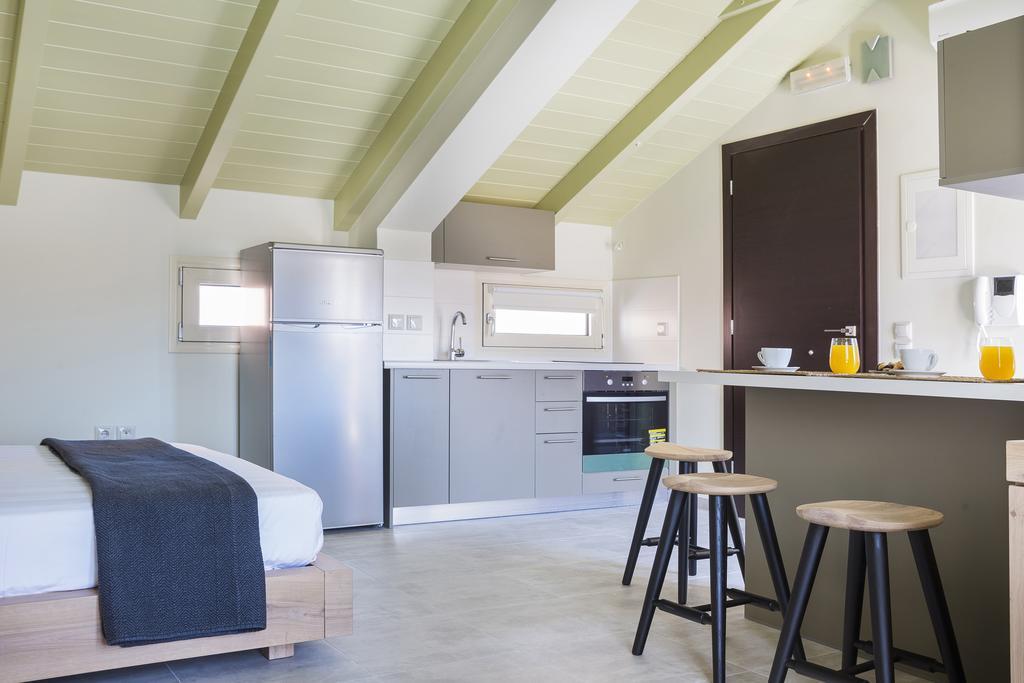 Argostoli Marina Suites Δωμάτιο φωτογραφία
